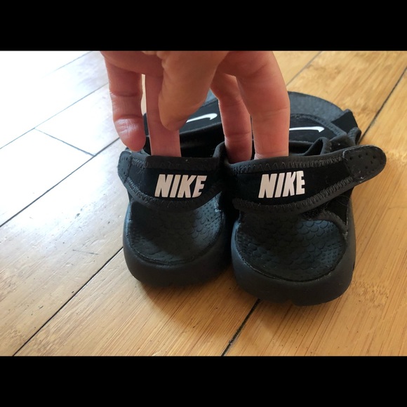 Nike Sunray Sandals Boys Sz 2 - Picture 3 of 4